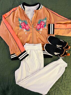 Retro Vibes! Mossimo Embroidered Hibiscus Satin Bomber Jacket 🌺 women's size S